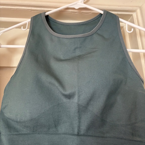 NWT LICI FIT workout set beautiful green/celadon color perfect for yoga - Picture 6 of 7